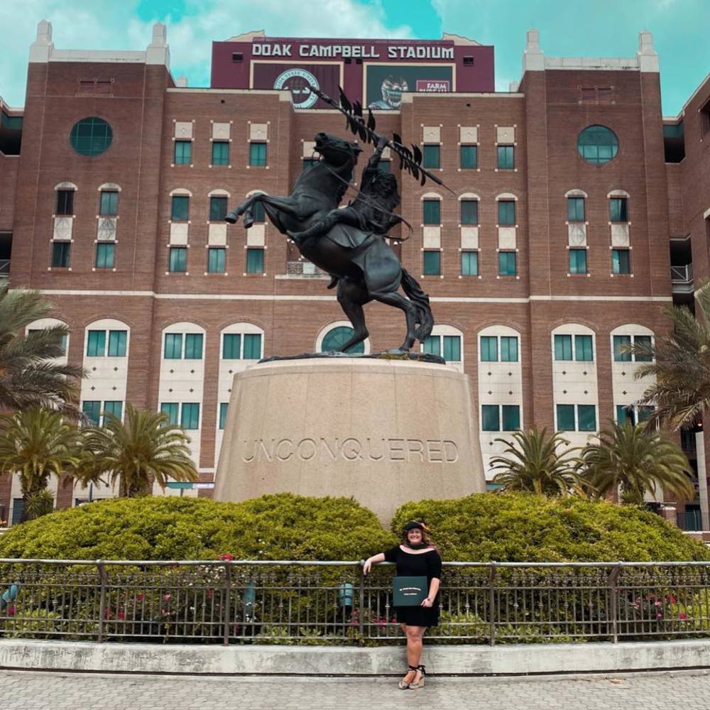 Meet your Posher, Whitney